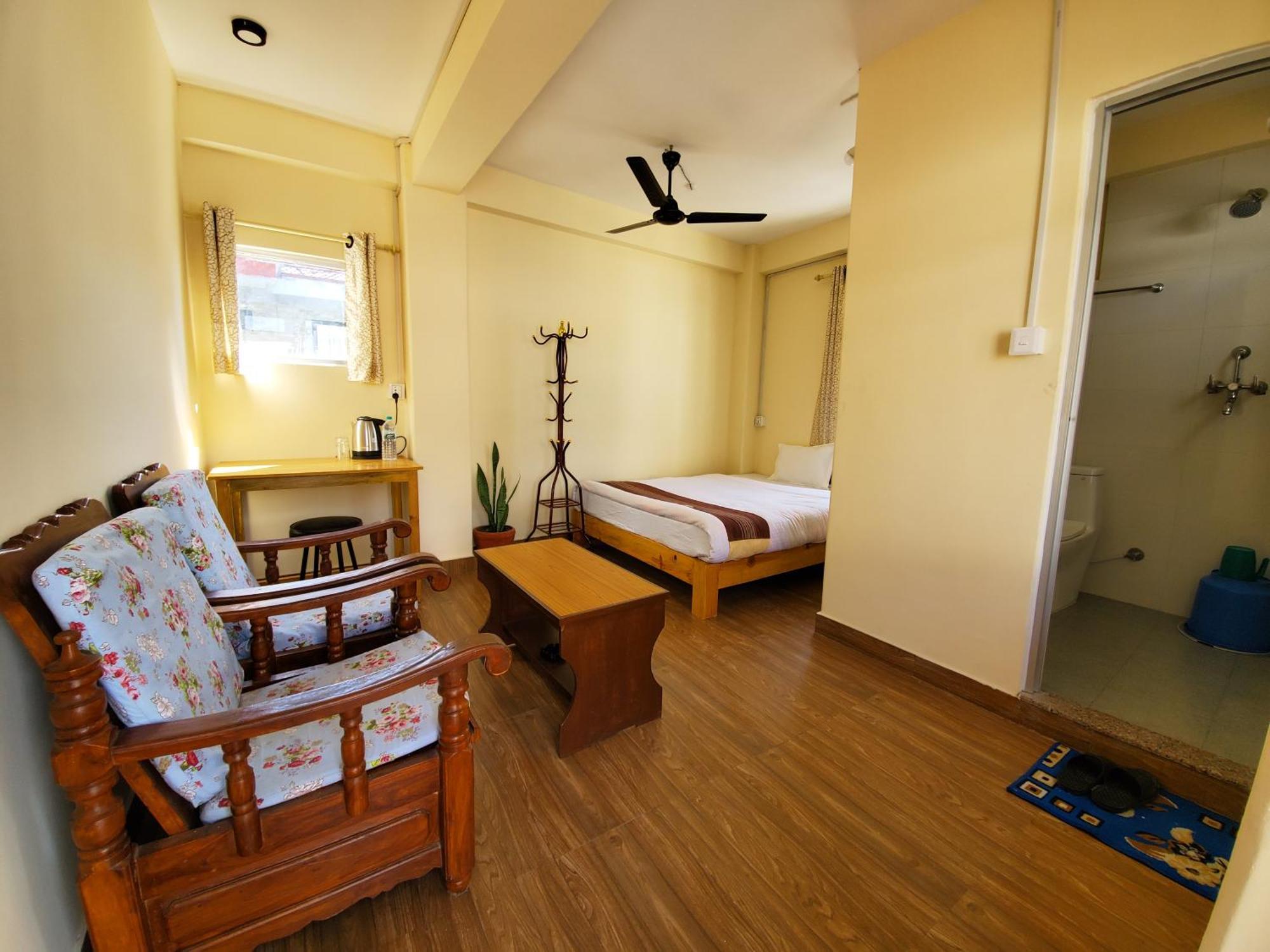 Santoshi Guest House, Pokhara Esterno foto