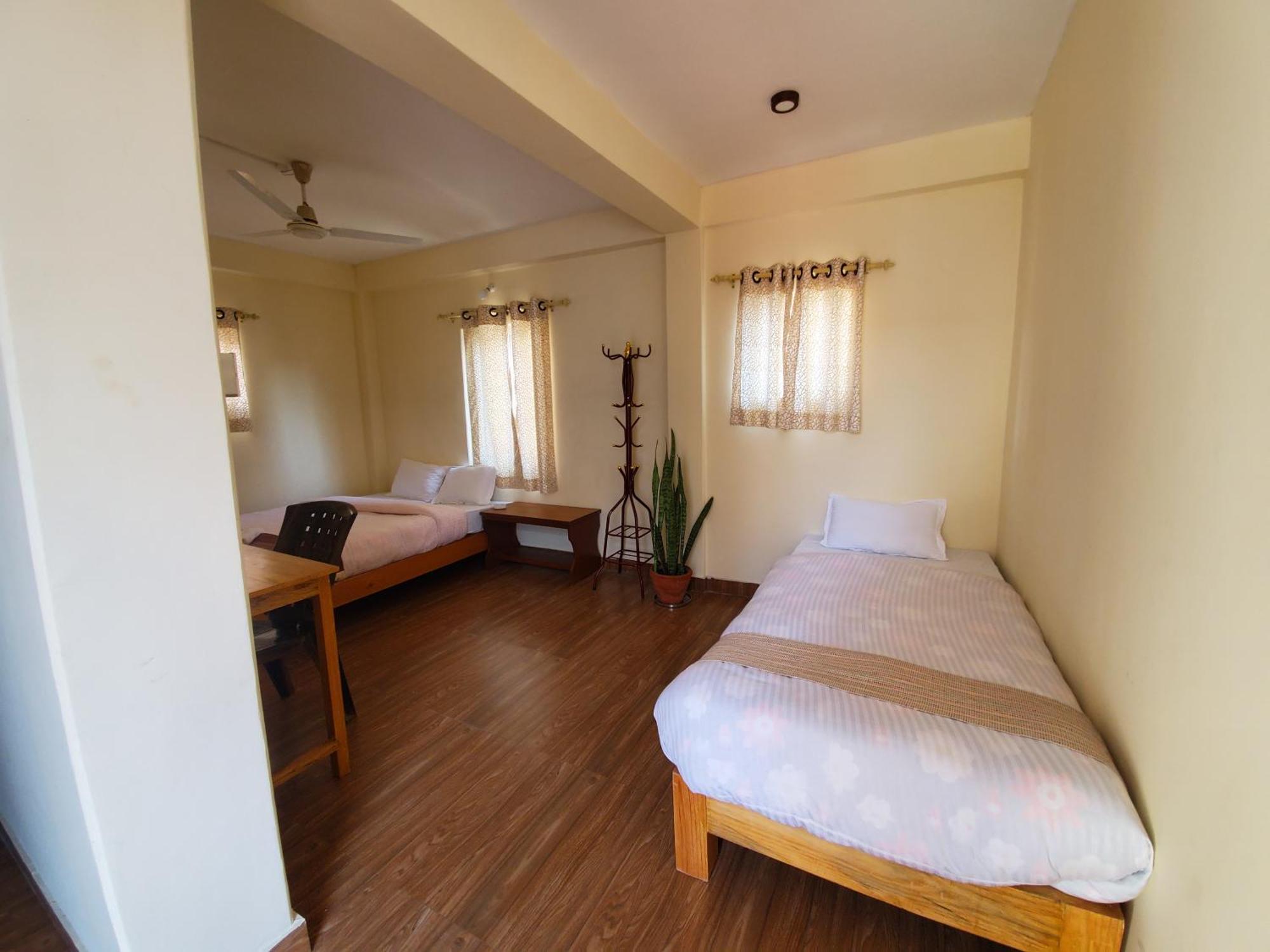 Santoshi Guest House, Pokhara Esterno foto