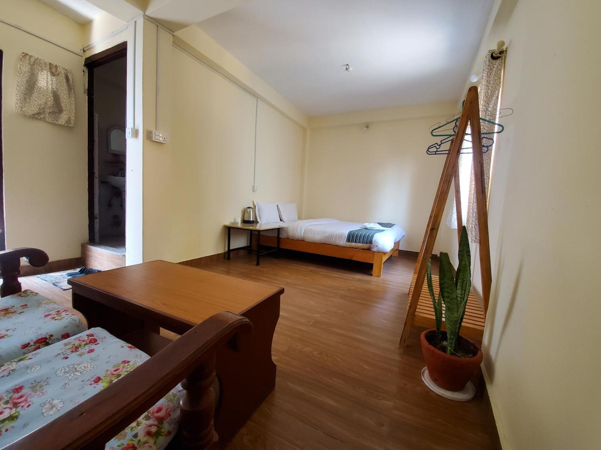 Santoshi Guest House, Pokhara Esterno foto