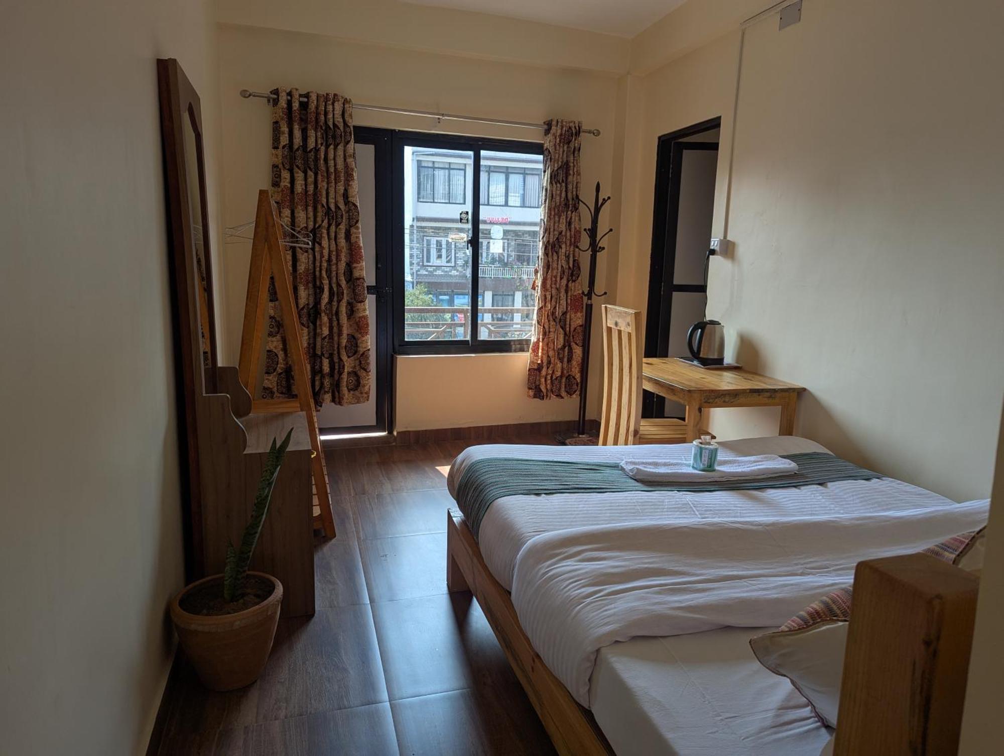 Santoshi Guest House, Pokhara Esterno foto